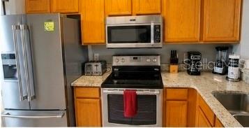REGAL PALMS AT HIGHLAND RESERVE PH 05 - Residential