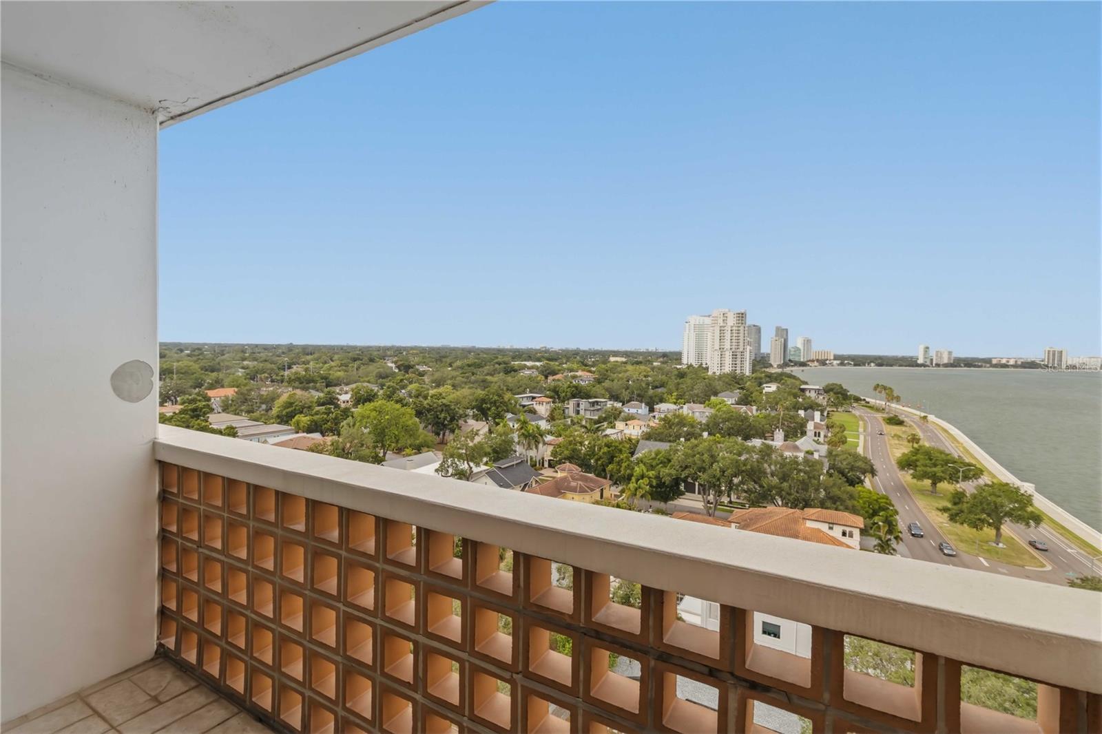 BAYSHORE TOWERS A CONDO - Residential