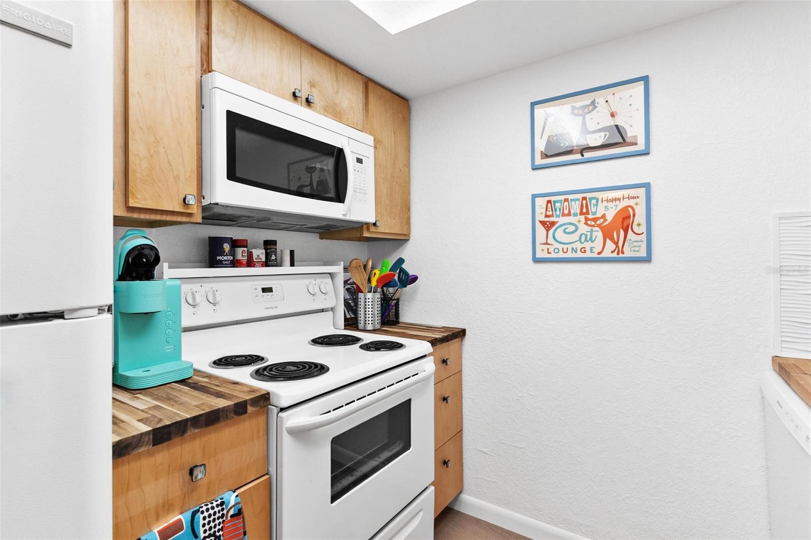 LEESBURG SPANISH OAKS CONDO - Residential
