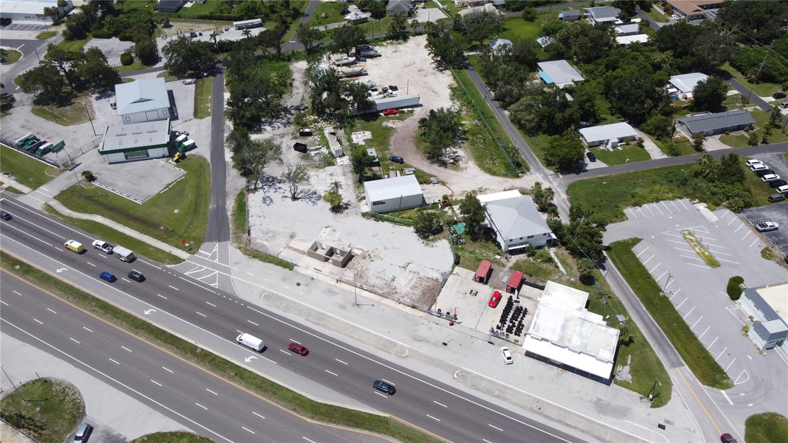 SIBLEYS CHARLOTTE HARBOR - Commercial Sale