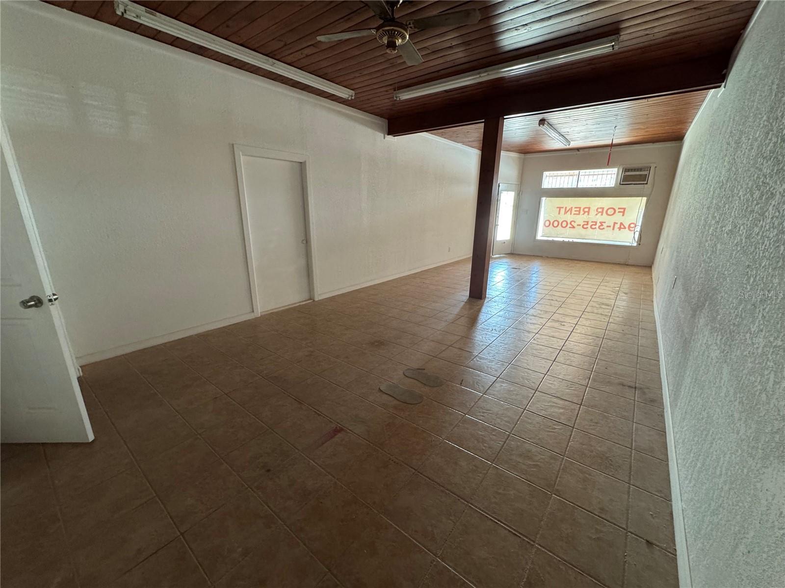 SIBLEYS CHARLOTTE HARBOR - Commercial Sale