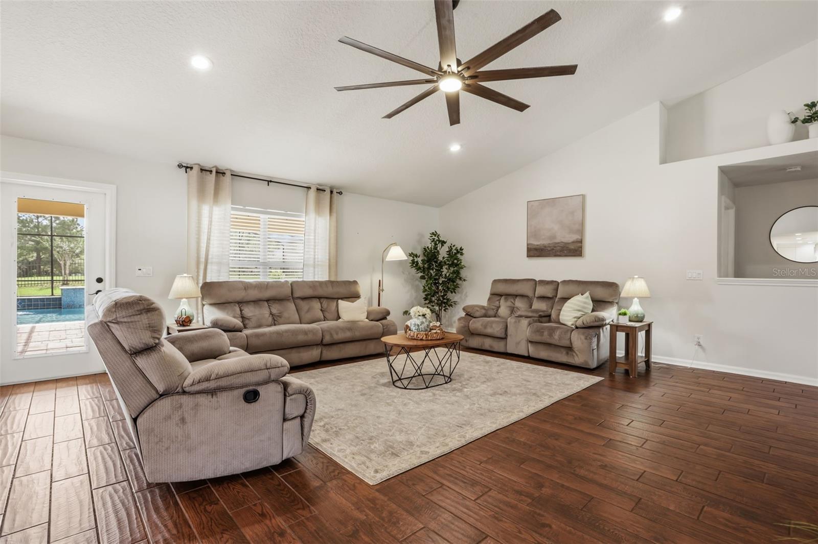 UPSON DOWNS SUB - Residential