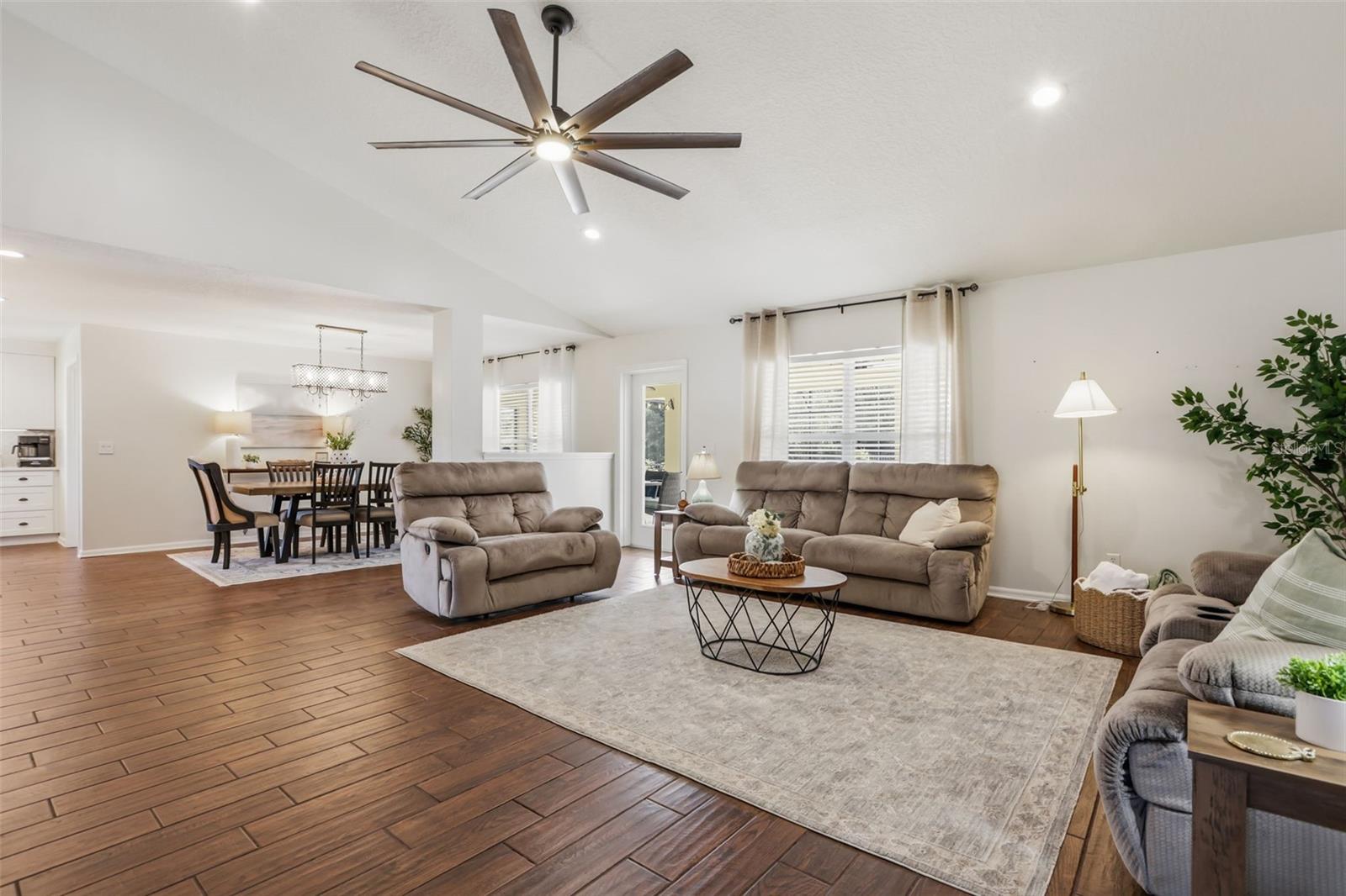 UPSON DOWNS SUB - Residential