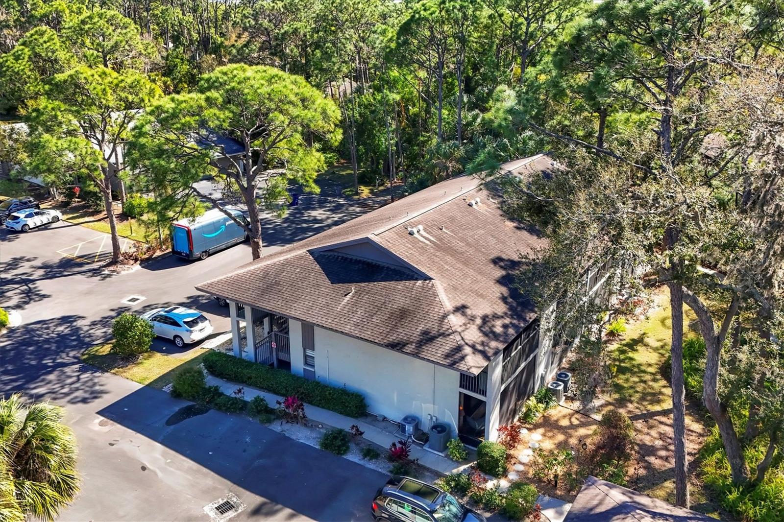 QUAIL HOLLOW - Residential