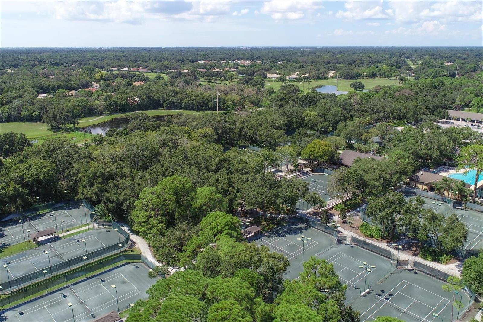 QUAIL HOLLOW - Residential