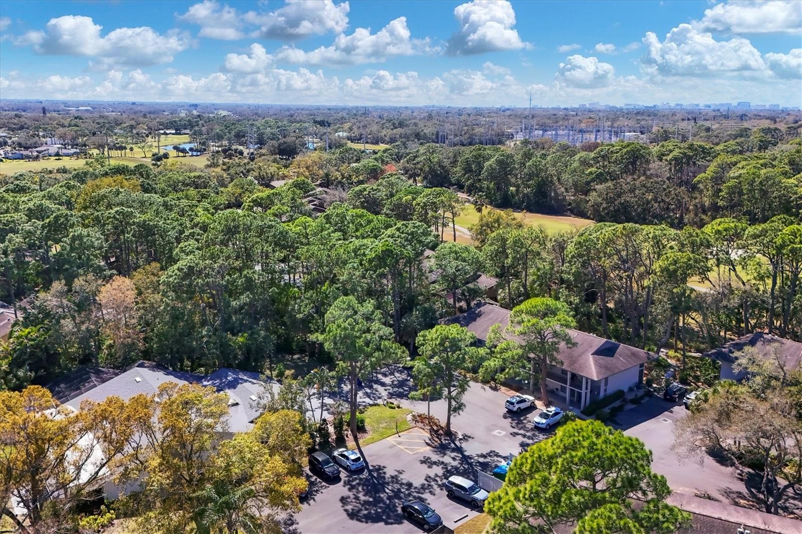 QUAIL HOLLOW - Residential