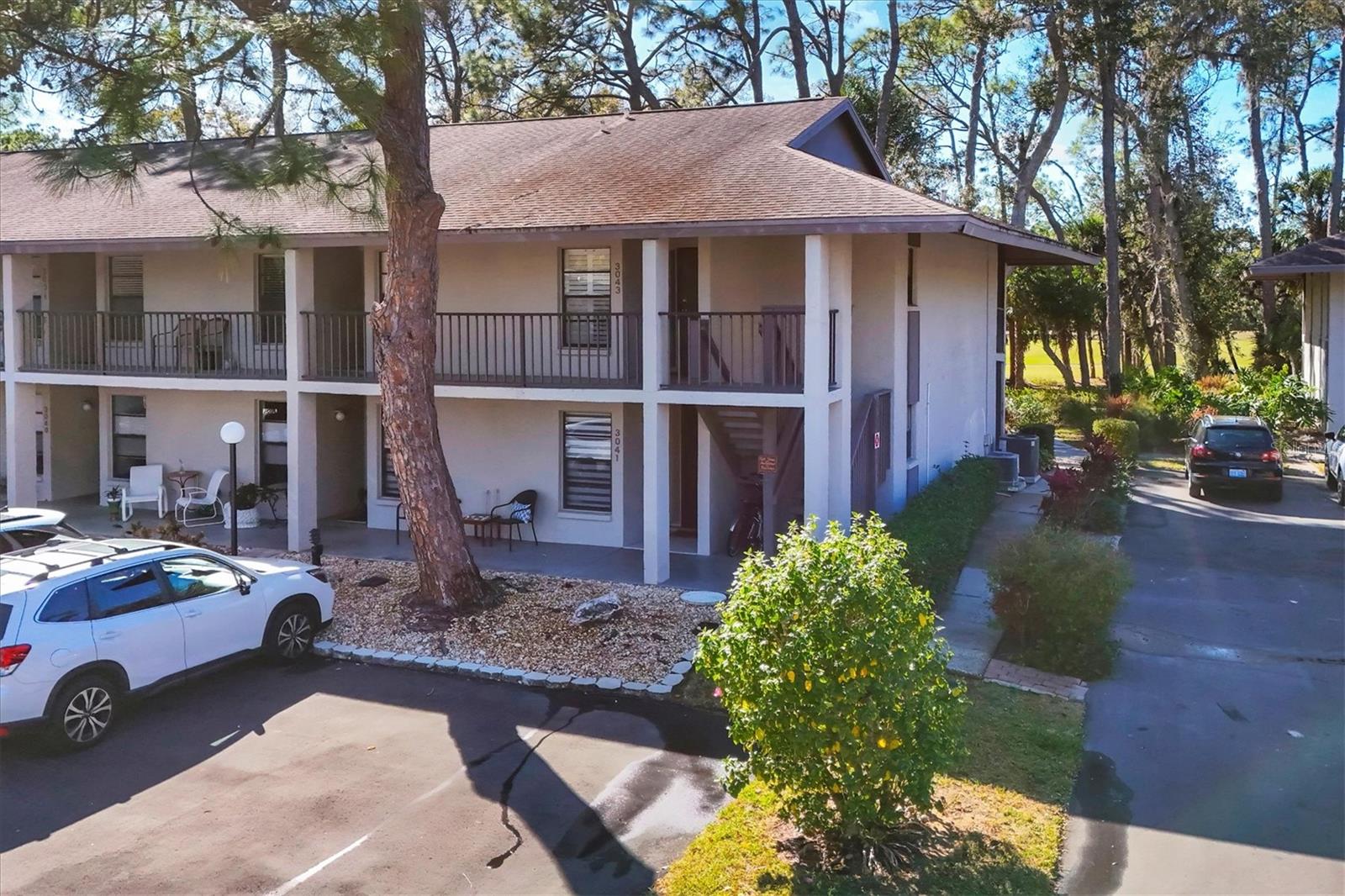 QUAIL HOLLOW - Residential