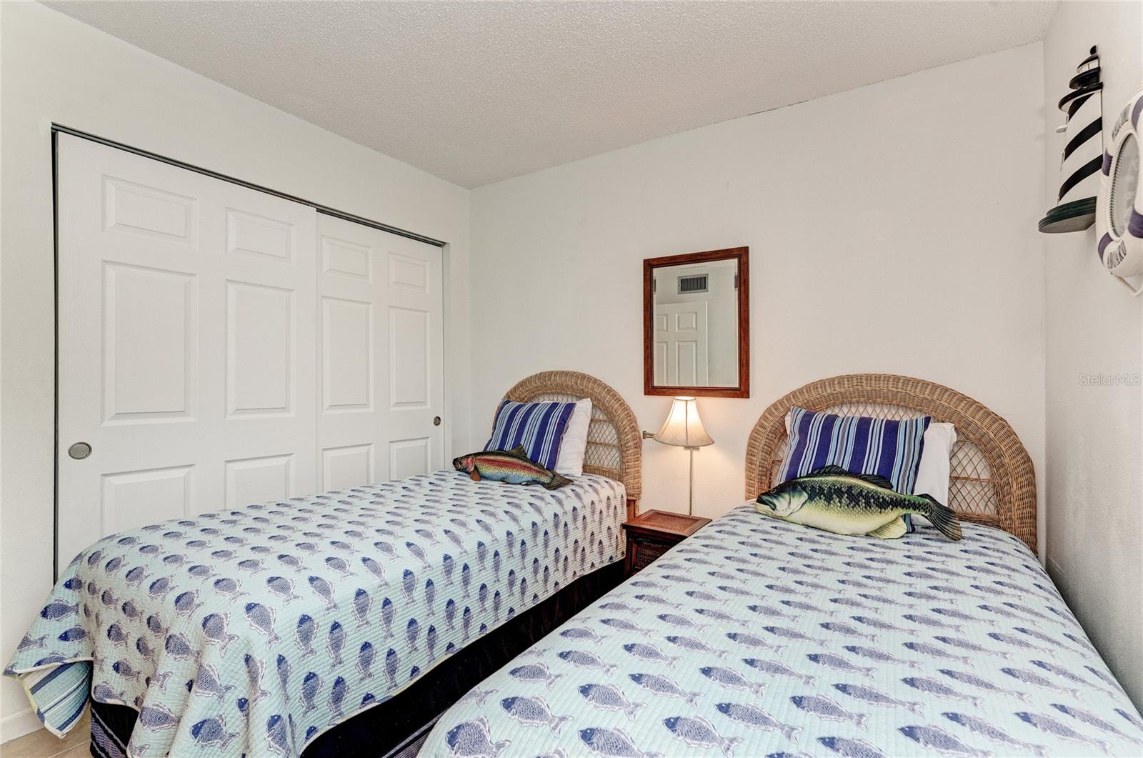 SAND CAY - Residential