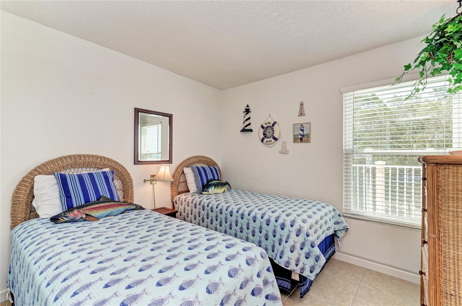 SAND CAY - Residential