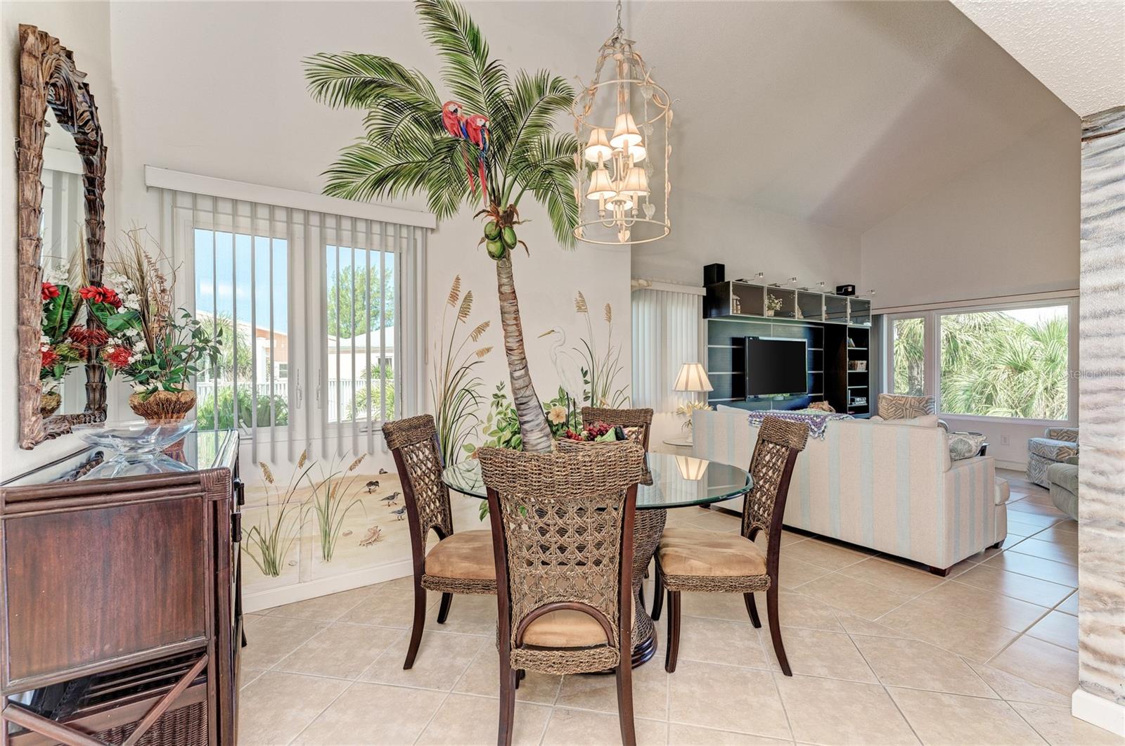 SAND CAY - Residential