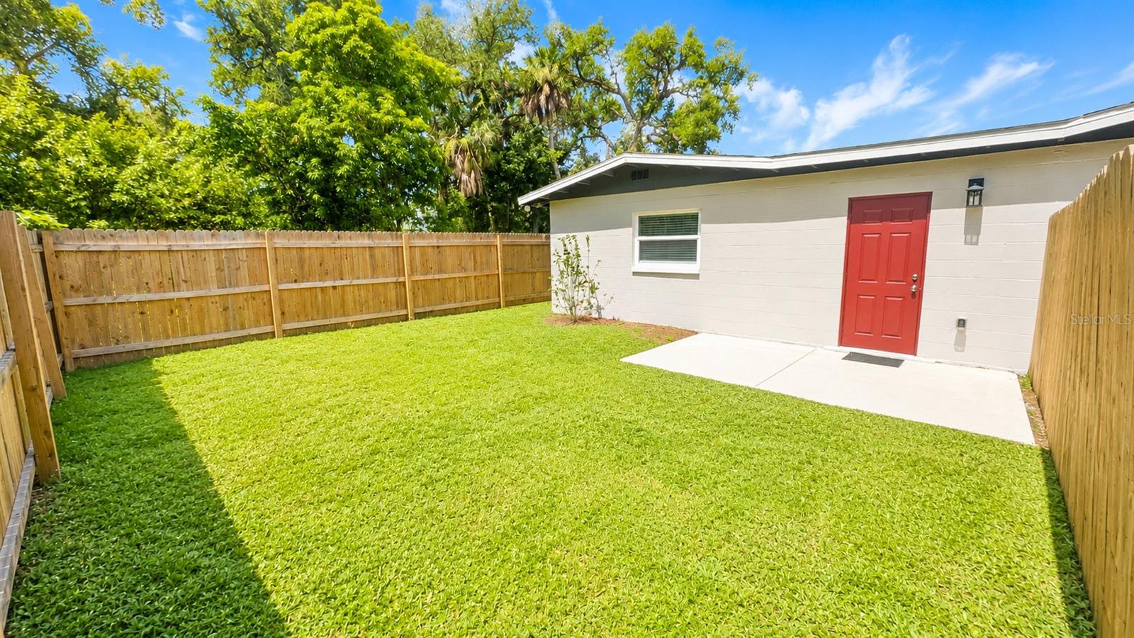 NEWTOWN HEIGHTS FIRST ADD TO - Residential Lease