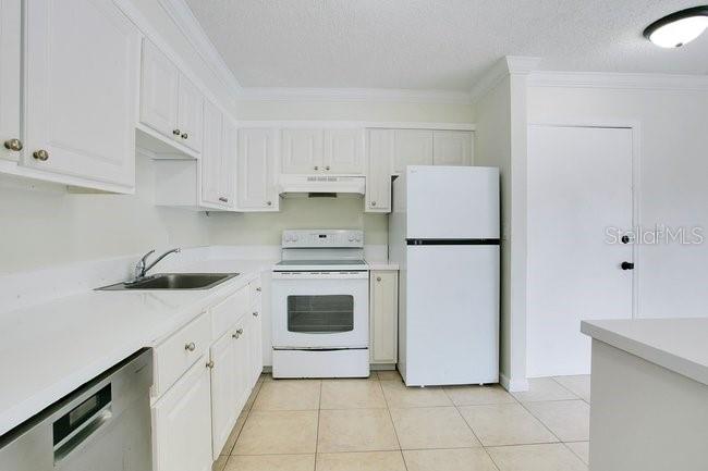 CARRINGTON PARK A CONDO - Residential
