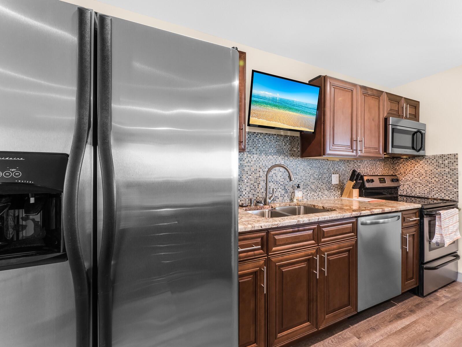 LONGBOAT KEY TOWERS - Residential