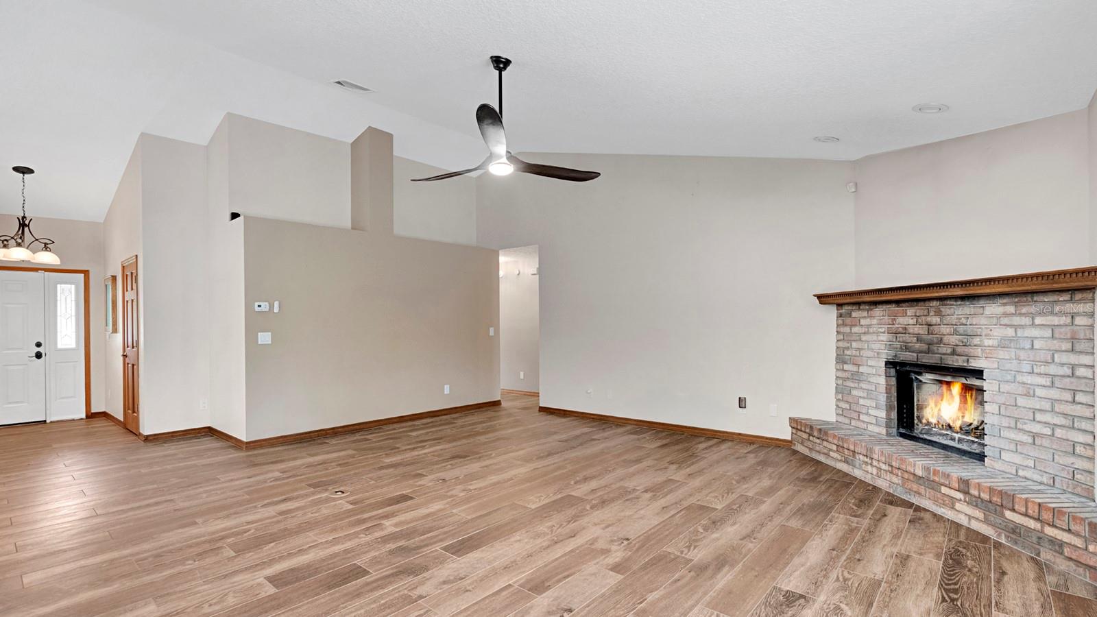 CRESCENT WEST SUB - Residential
