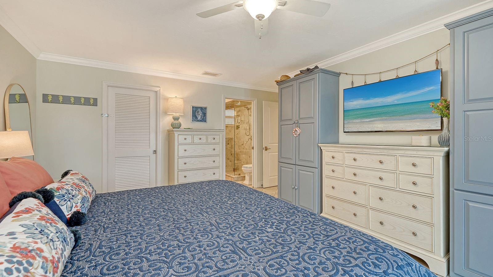 SUTTON PLACE - Residential