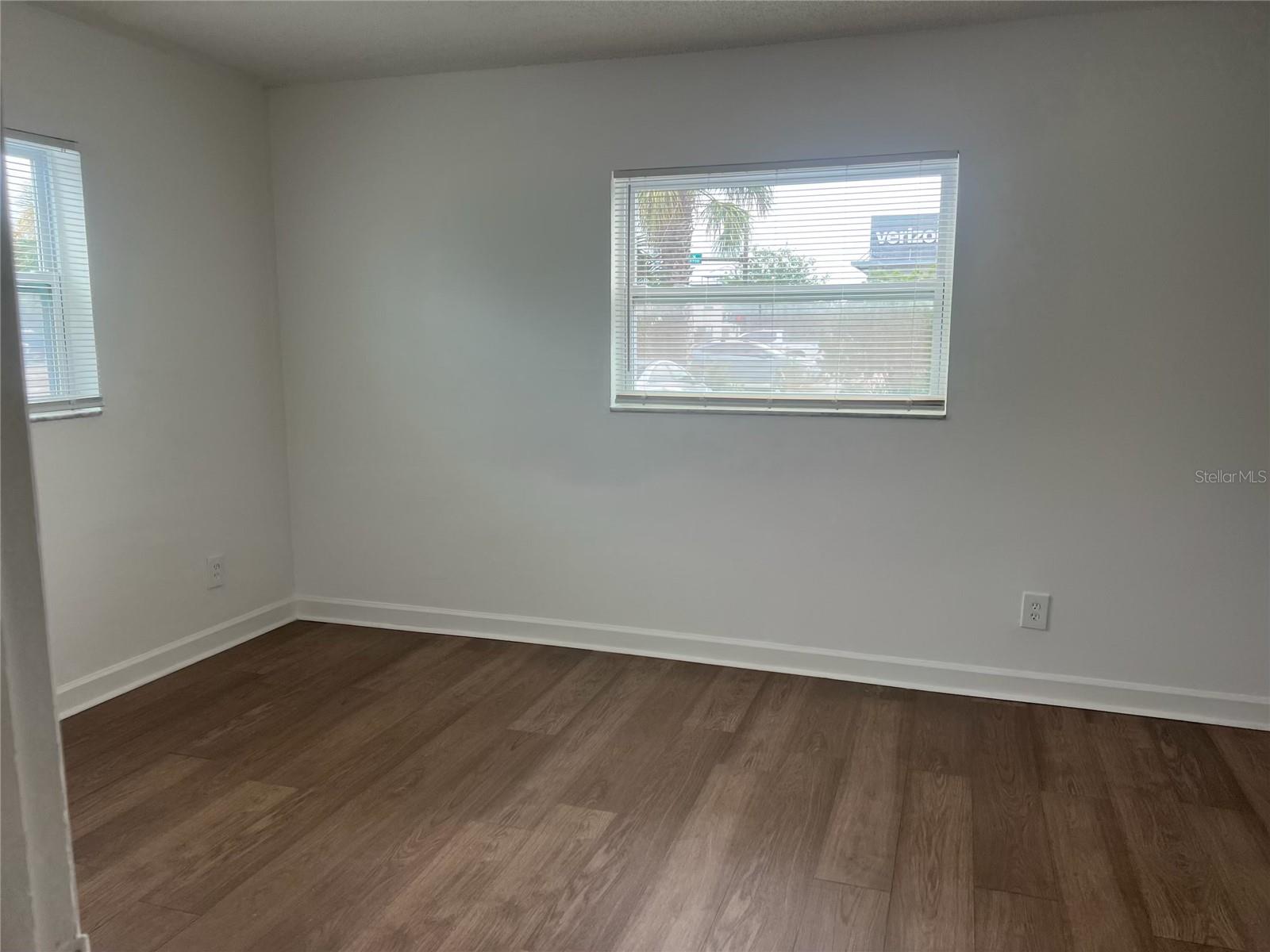 SUN-LIT SHORES SUB TRACT-B PT REP - Residential Lease