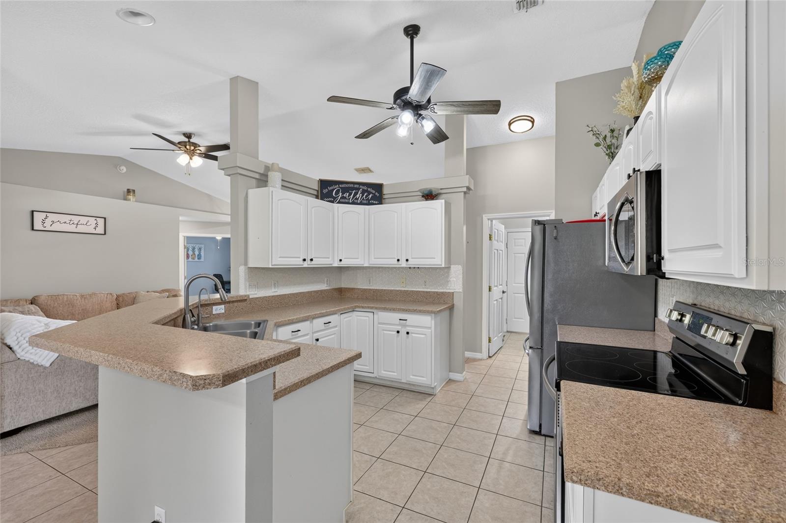 KINGSLAND COUNTRY ESTATE - Residential