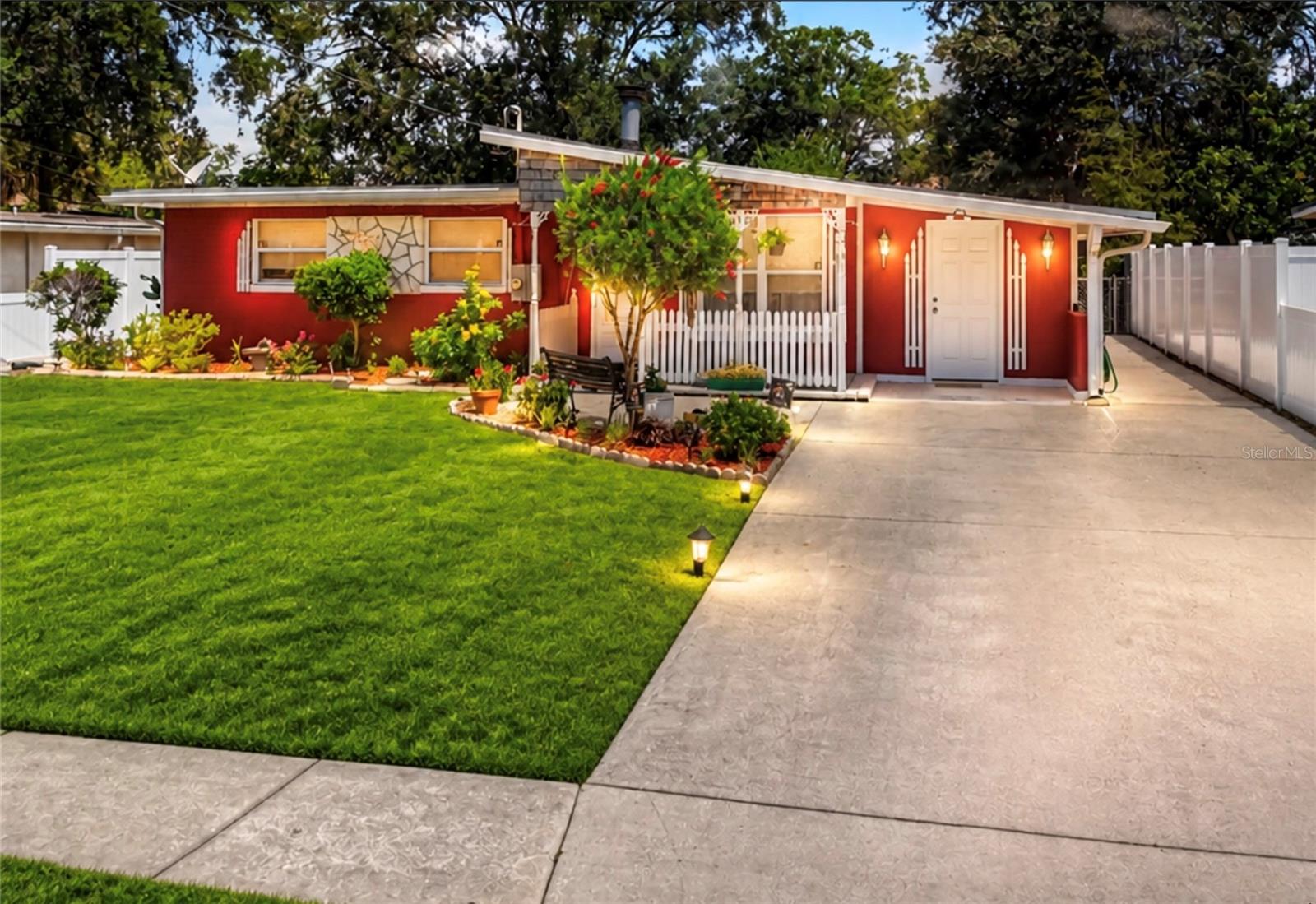 ARLINGTON EAST - Residential