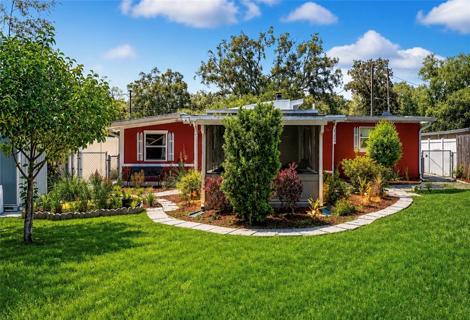 ARLINGTON EAST - Residential