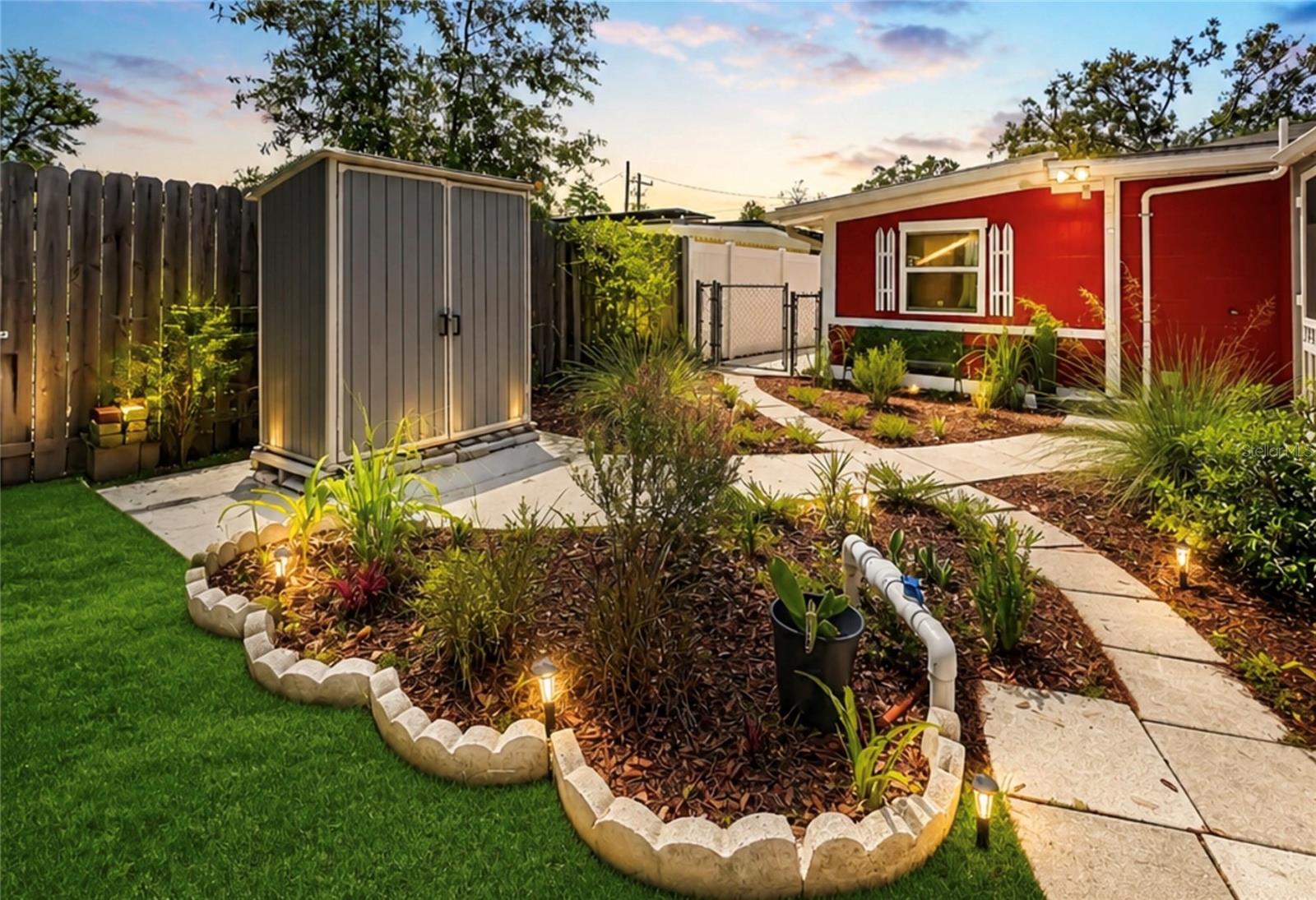 ARLINGTON EAST - Residential