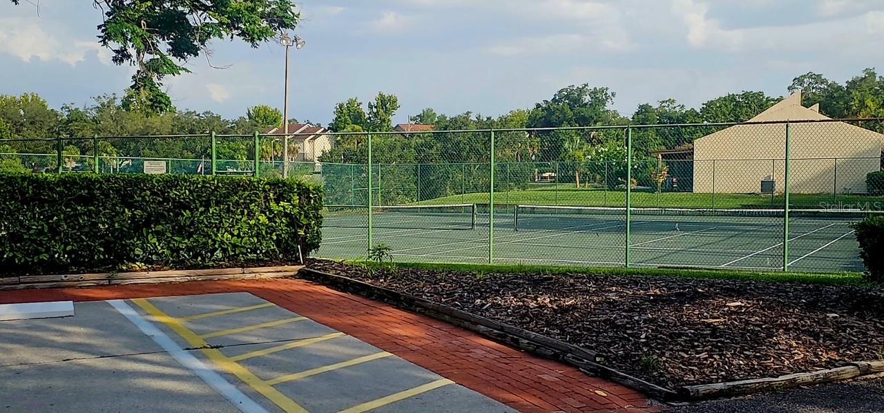 CRANES ROOST VILLAS - Residential