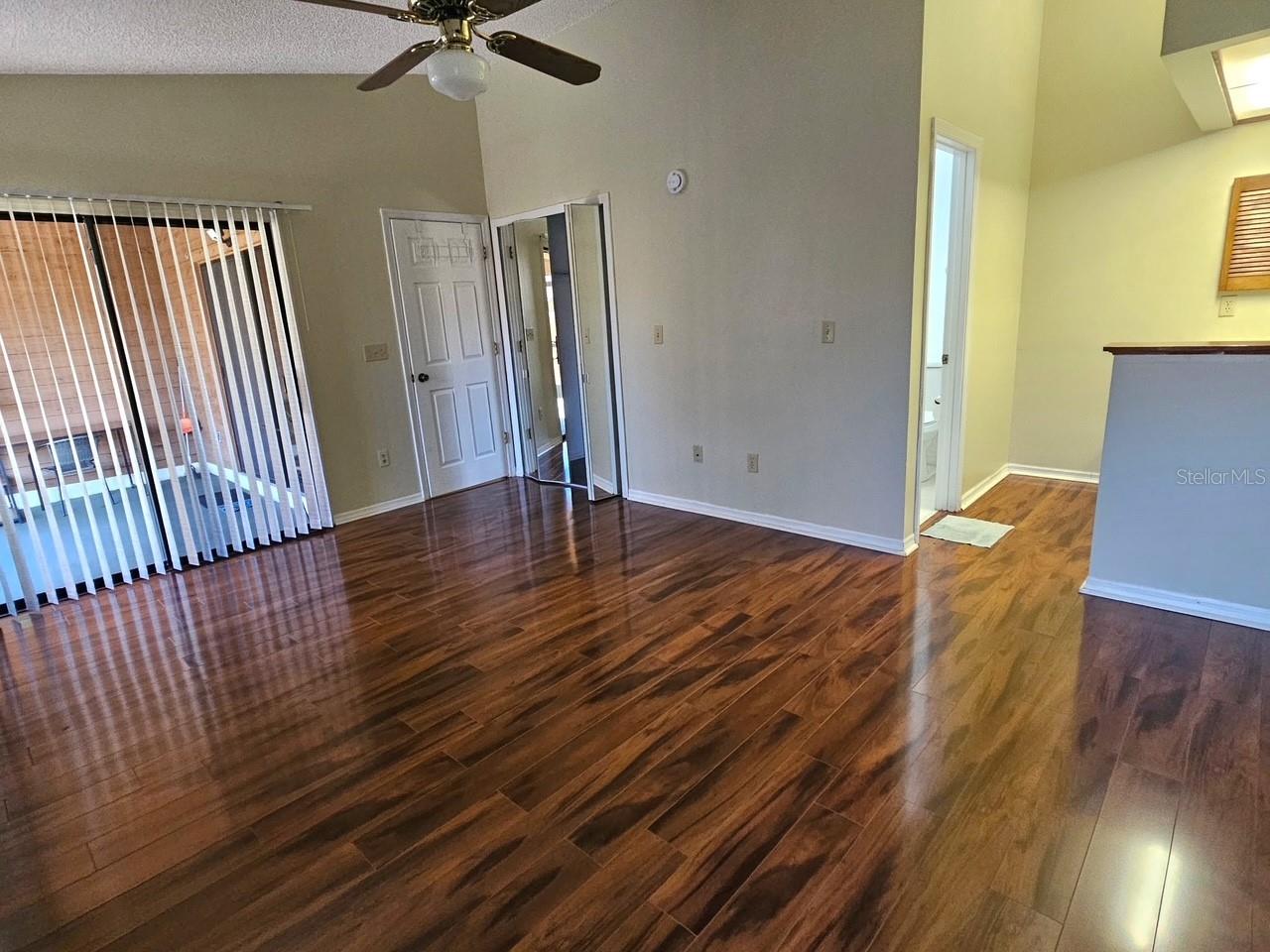 CRANES ROOST VILLAS - Residential