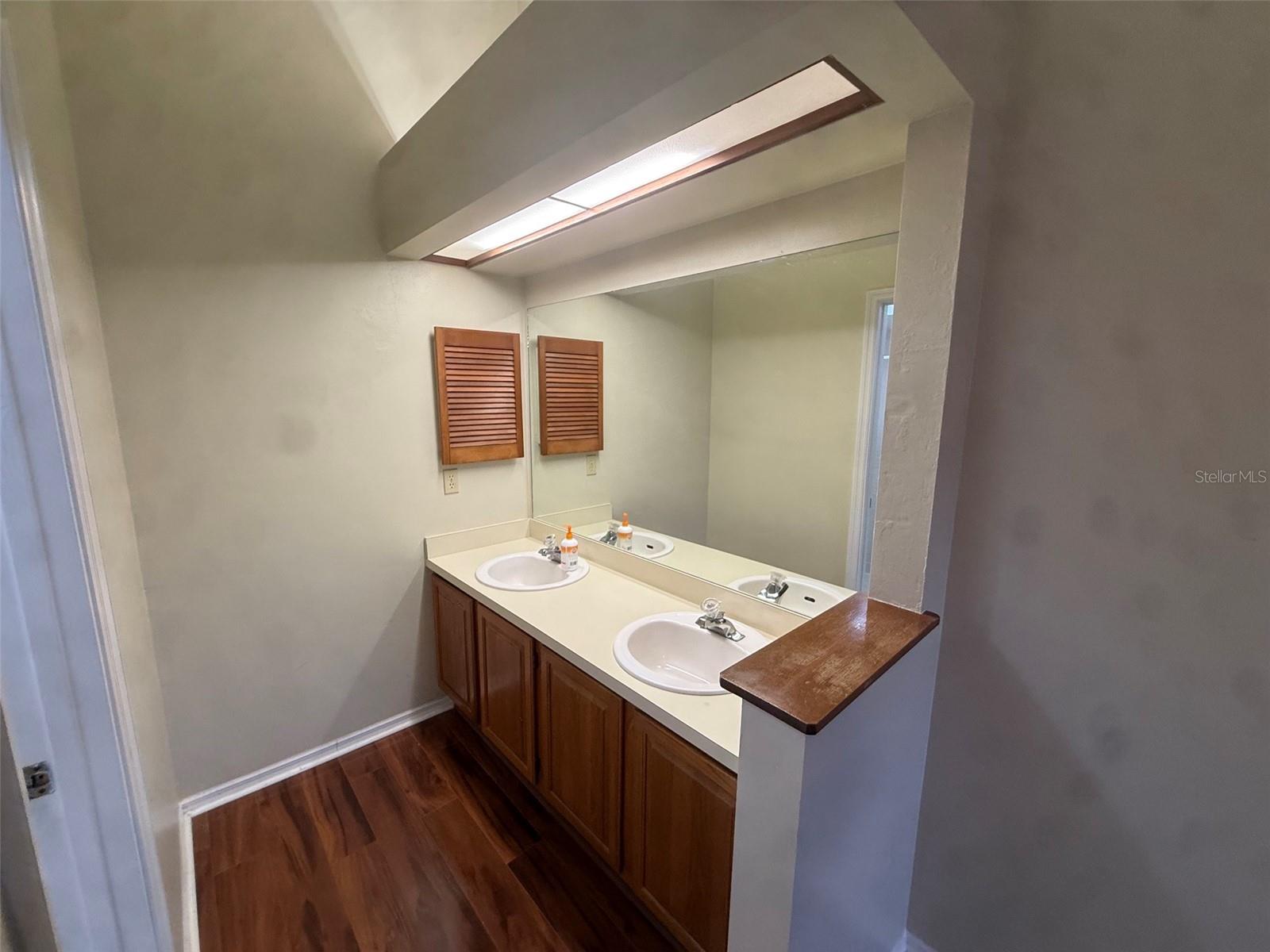 CRANES ROOST VILLAS - Residential