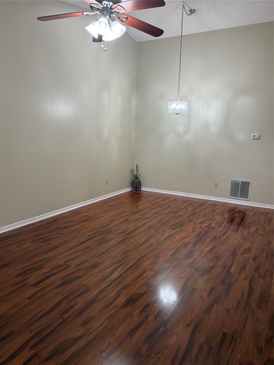 CRANES ROOST VILLAS - Residential