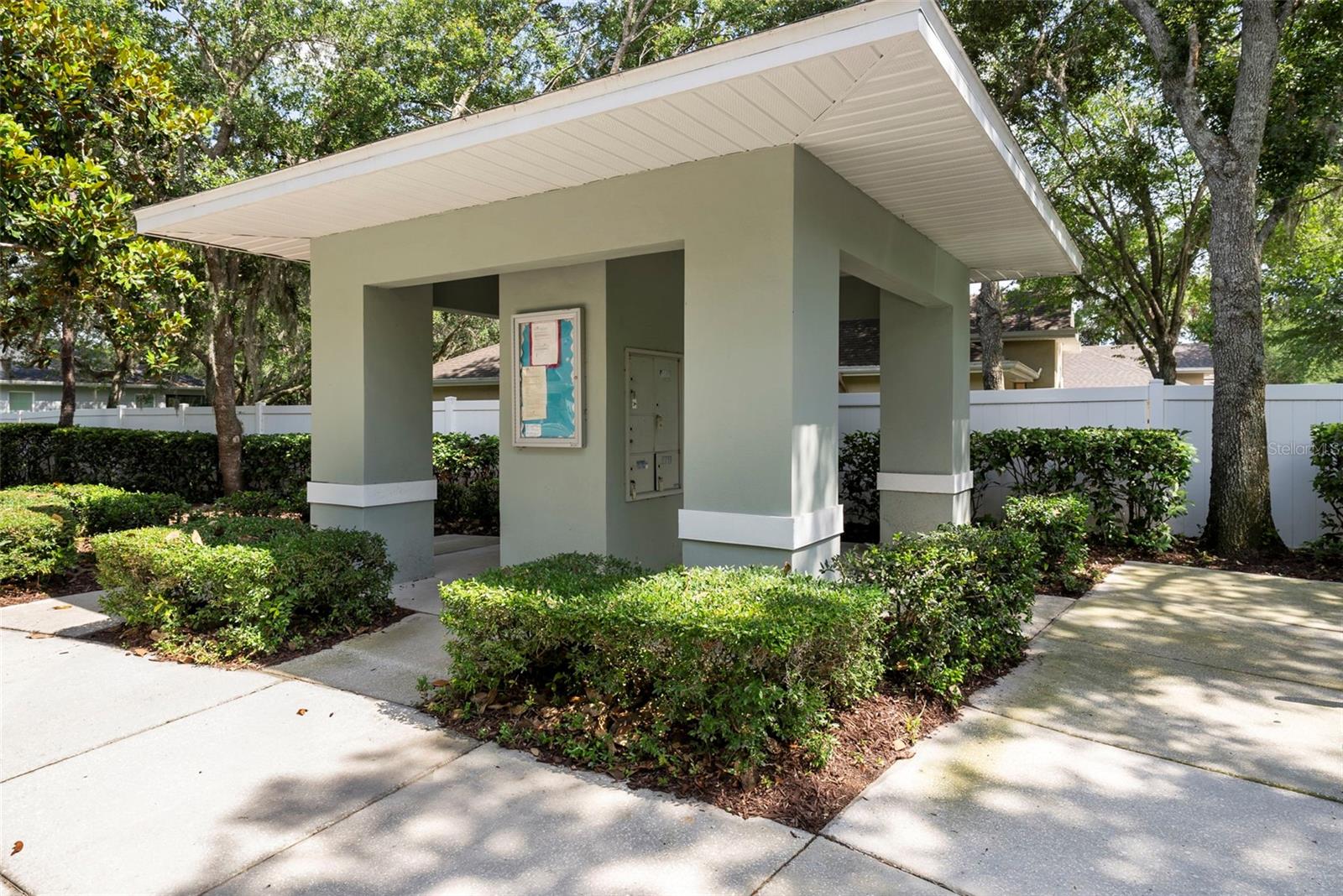 WESTMONT OAKS - Residential