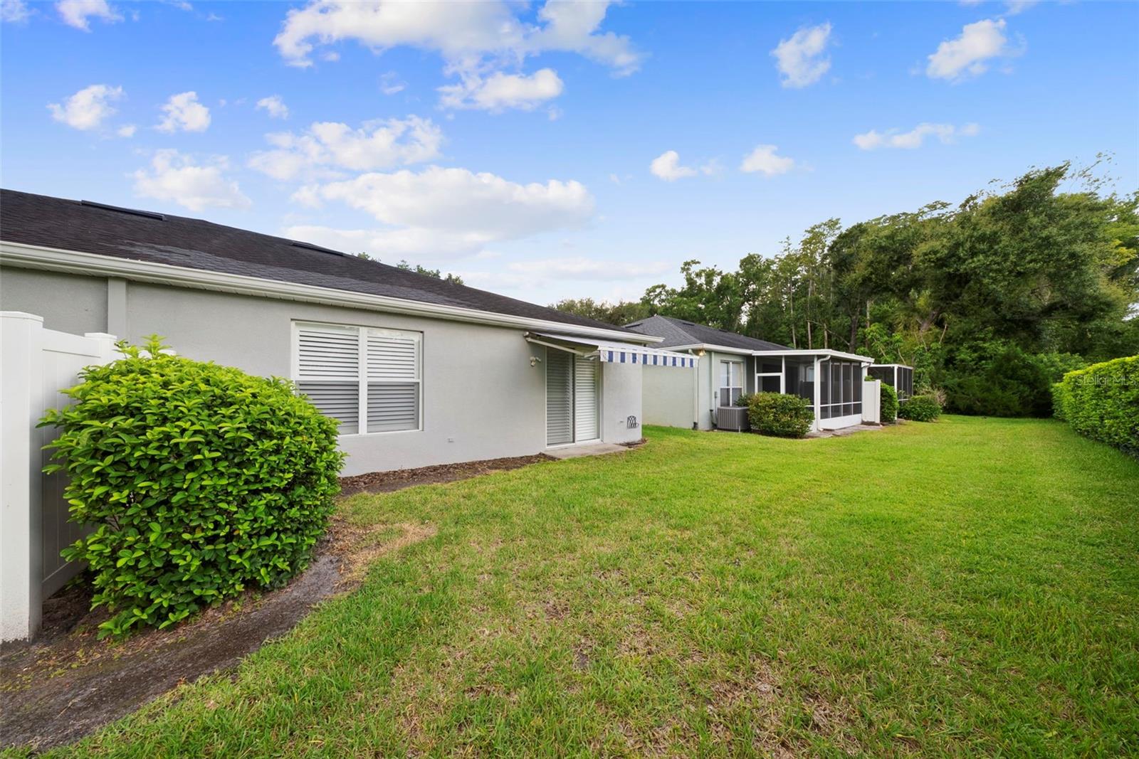 WESTMONT OAKS - Residential