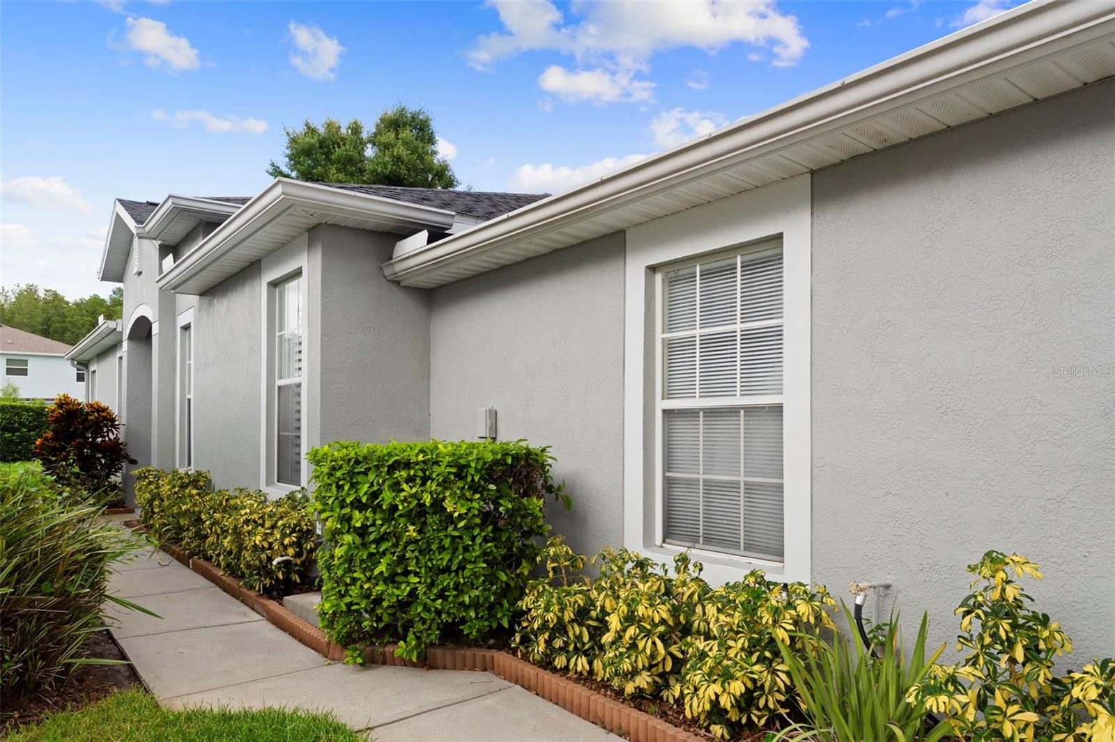 WESTMONT OAKS - Residential