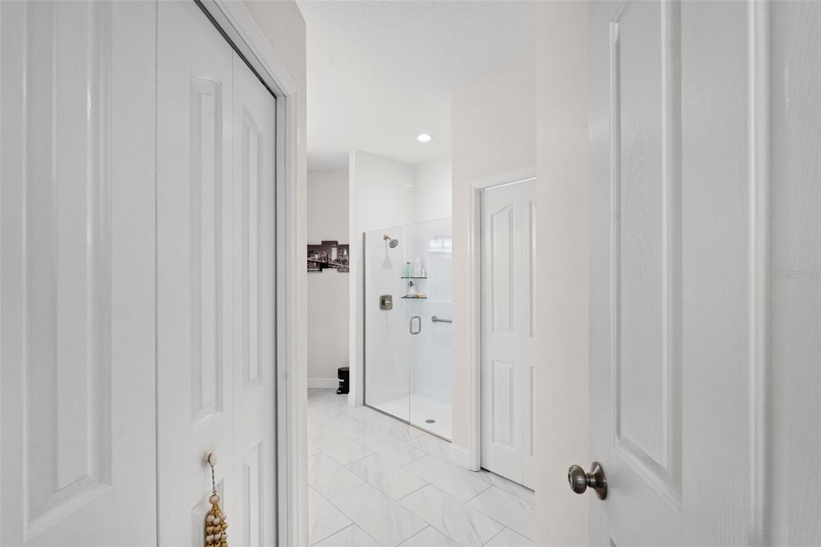 WESTMONT OAKS - Residential