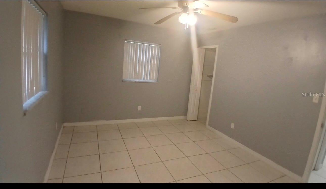 SIESTA HILLS - Residential