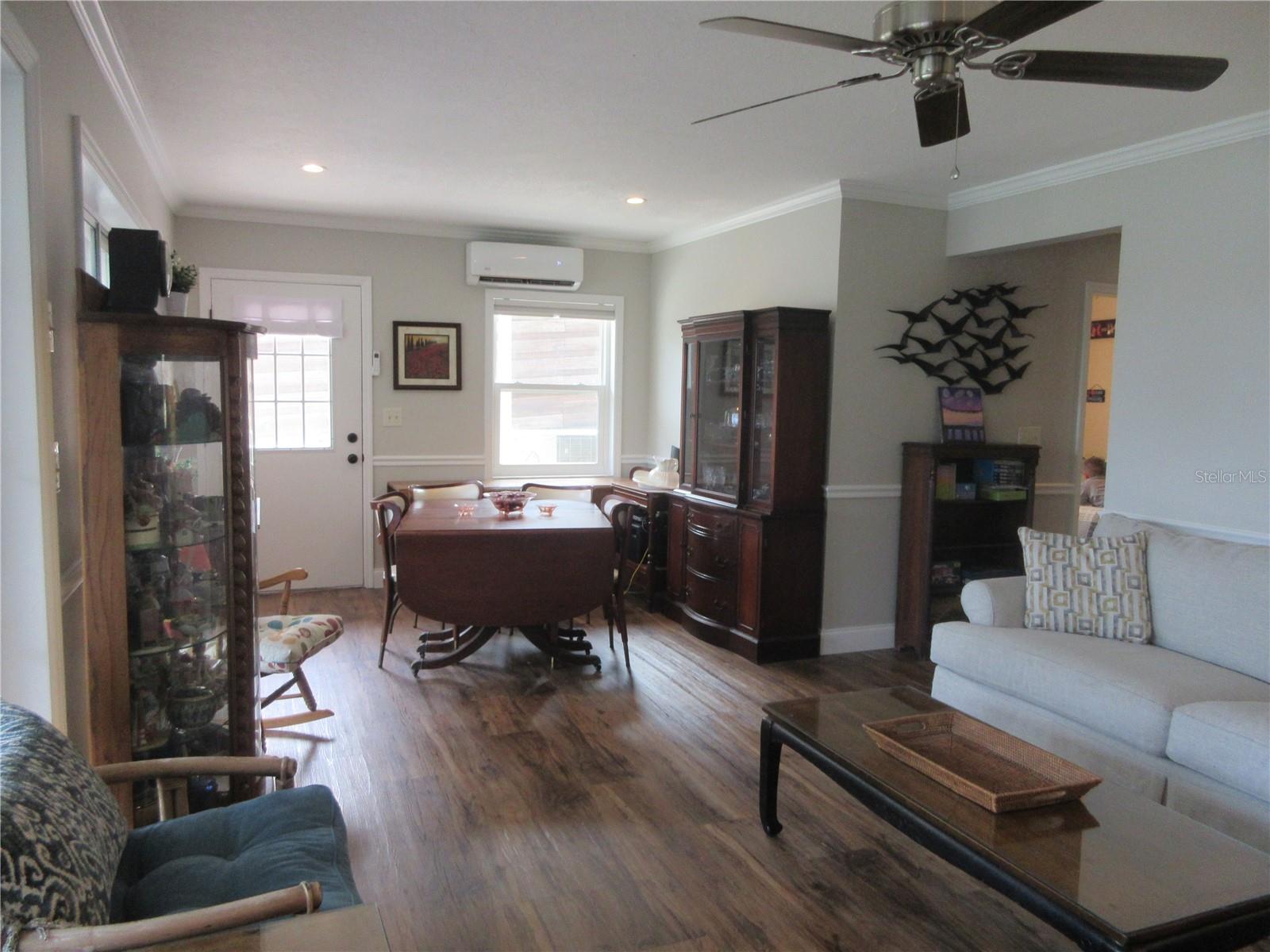 WOODS & LAKES - Residential