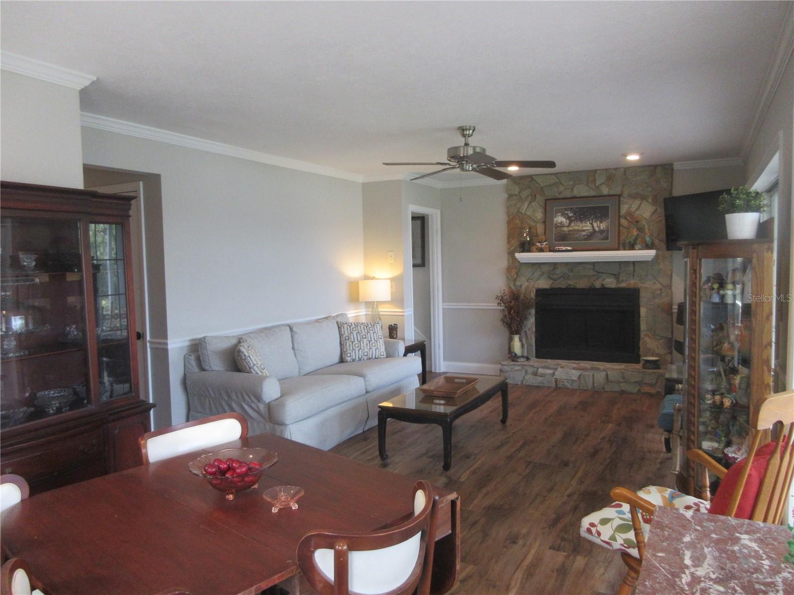 WOODS & LAKES - Residential