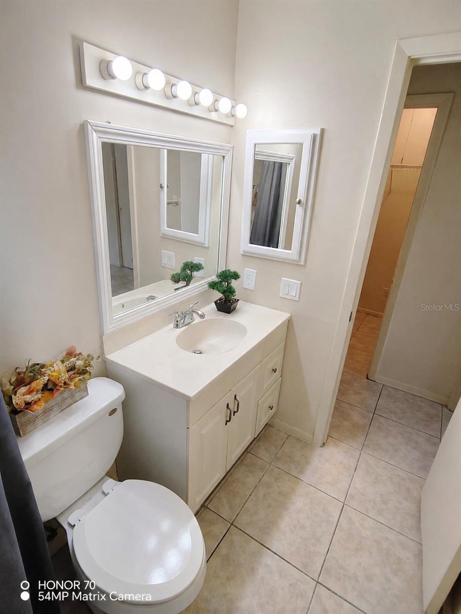 WILLIAMSBURG CONDO - Residential Lease
