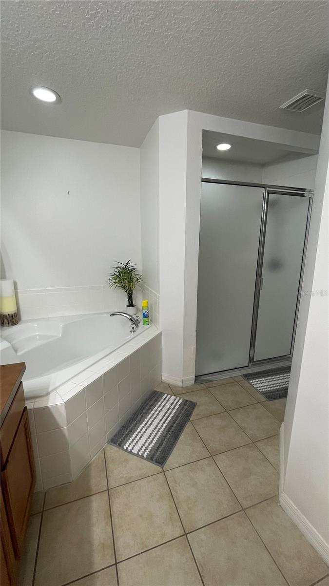 HATCHWOOD ESTATES - Residential
