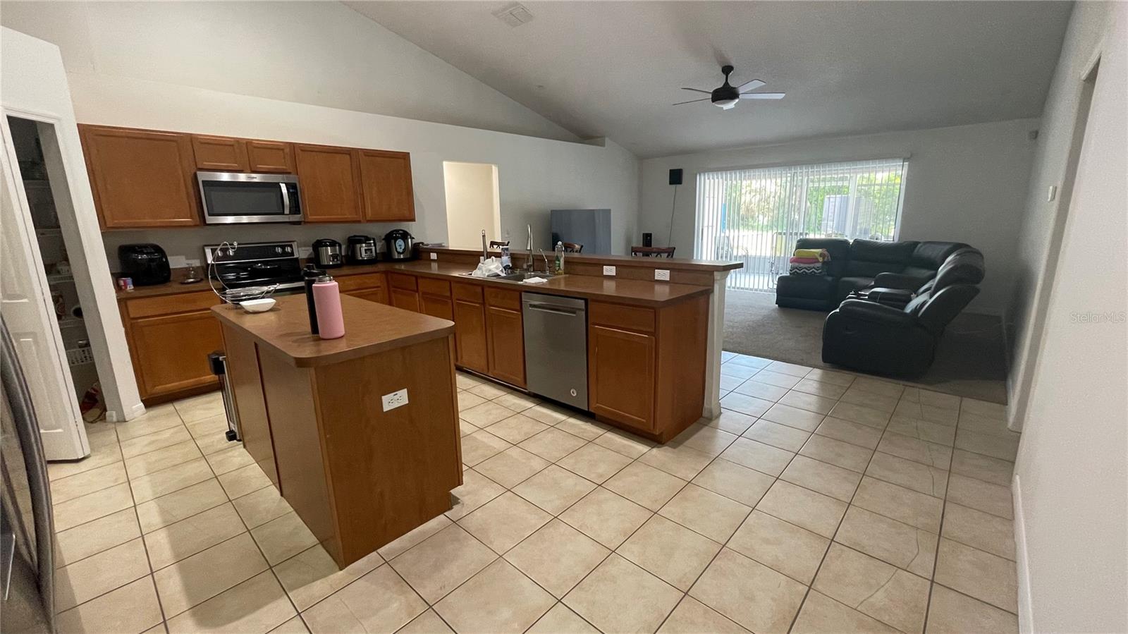 HATCHWOOD ESTATES - Residential