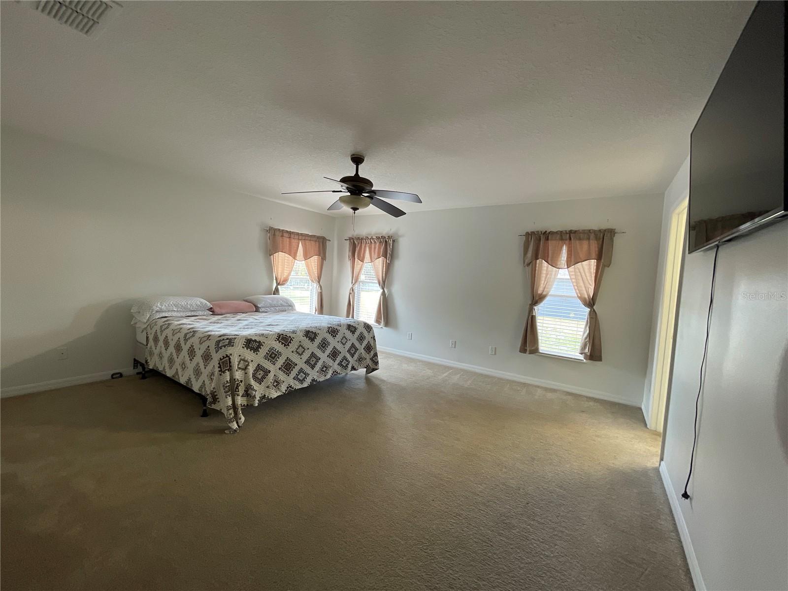 HATCHWOOD ESTATES - Residential