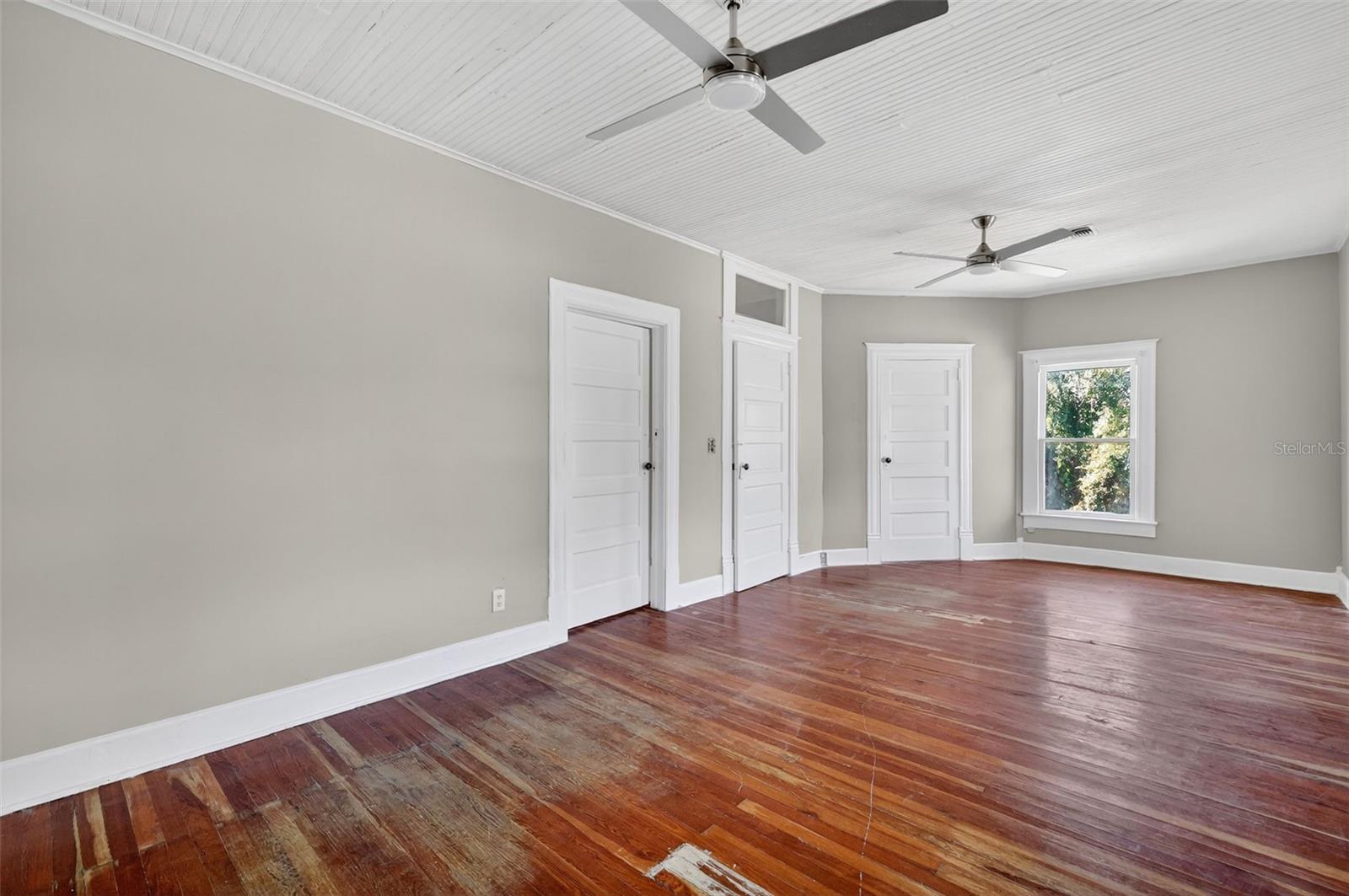 GROVELAND ANDERSONS SUB - Commercial Sale