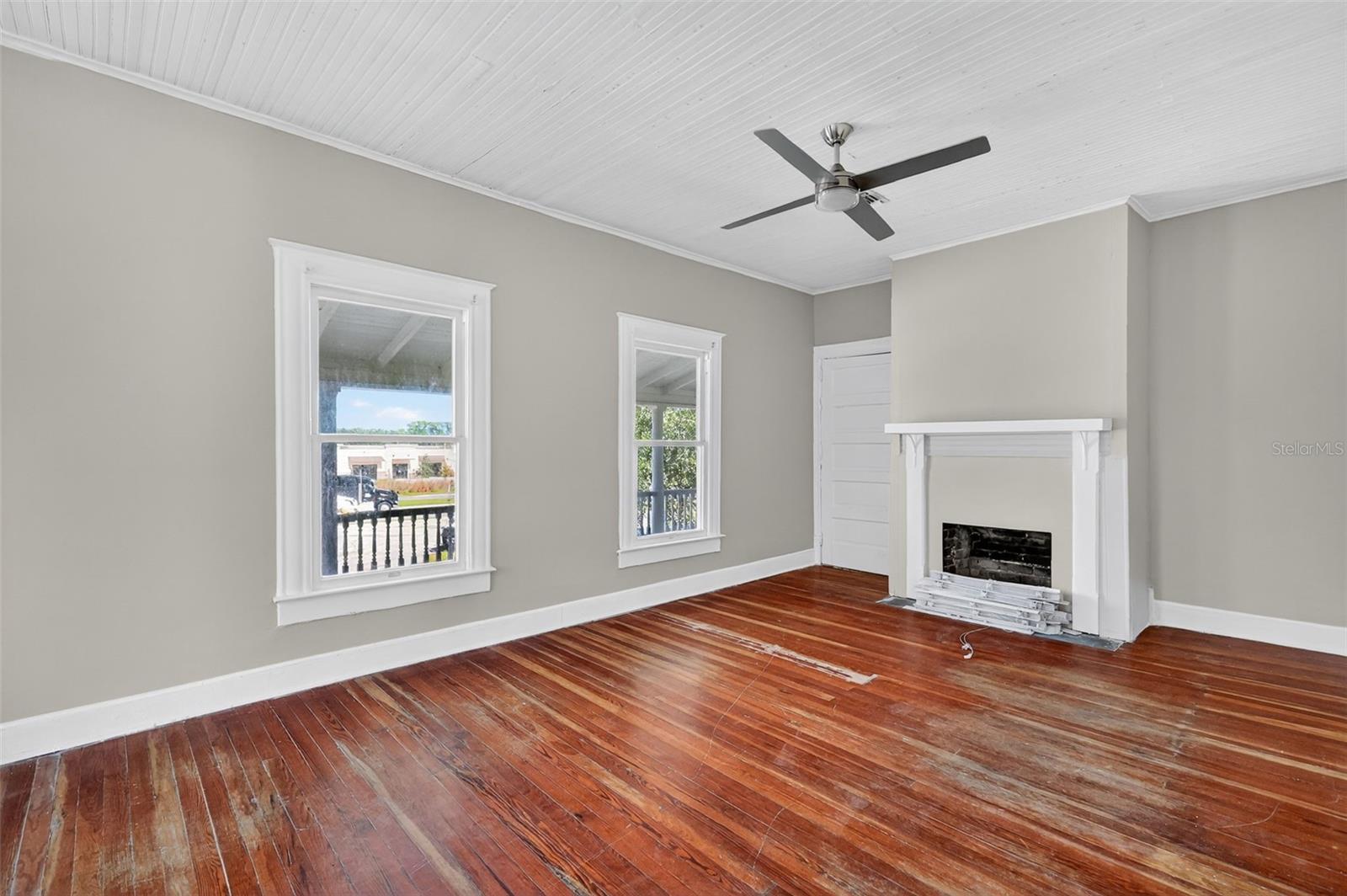 GROVELAND ANDERSONS SUB - Commercial Sale