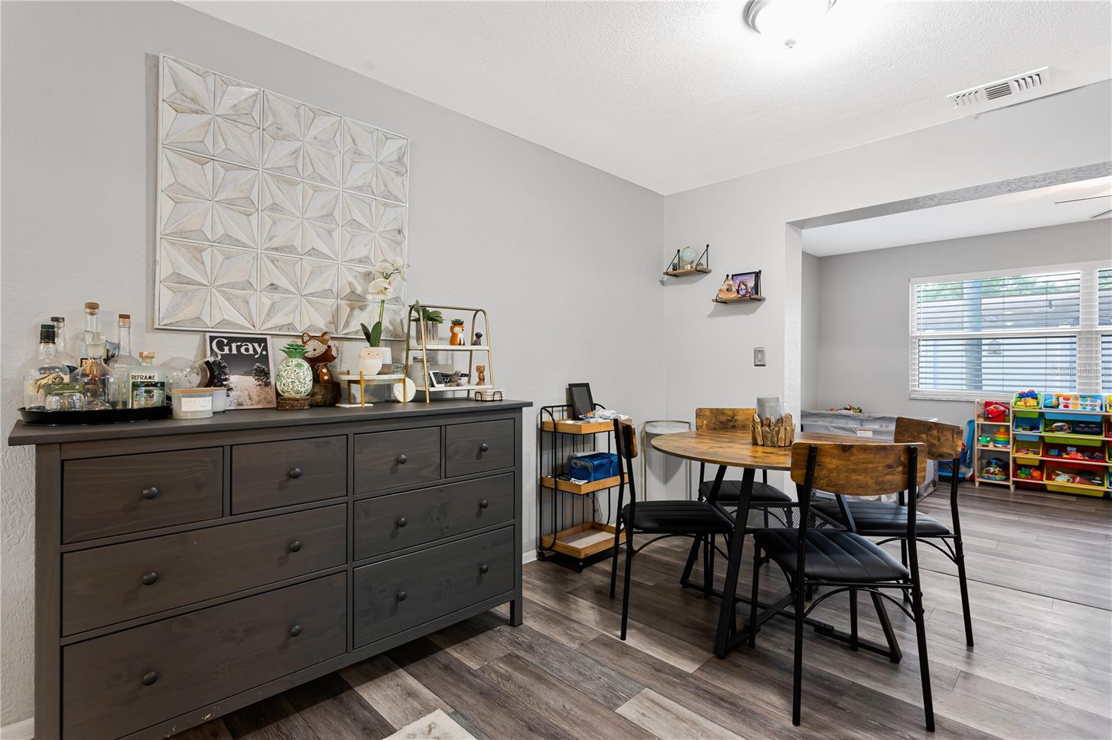 SUNSHINE ESTATES - Residential
