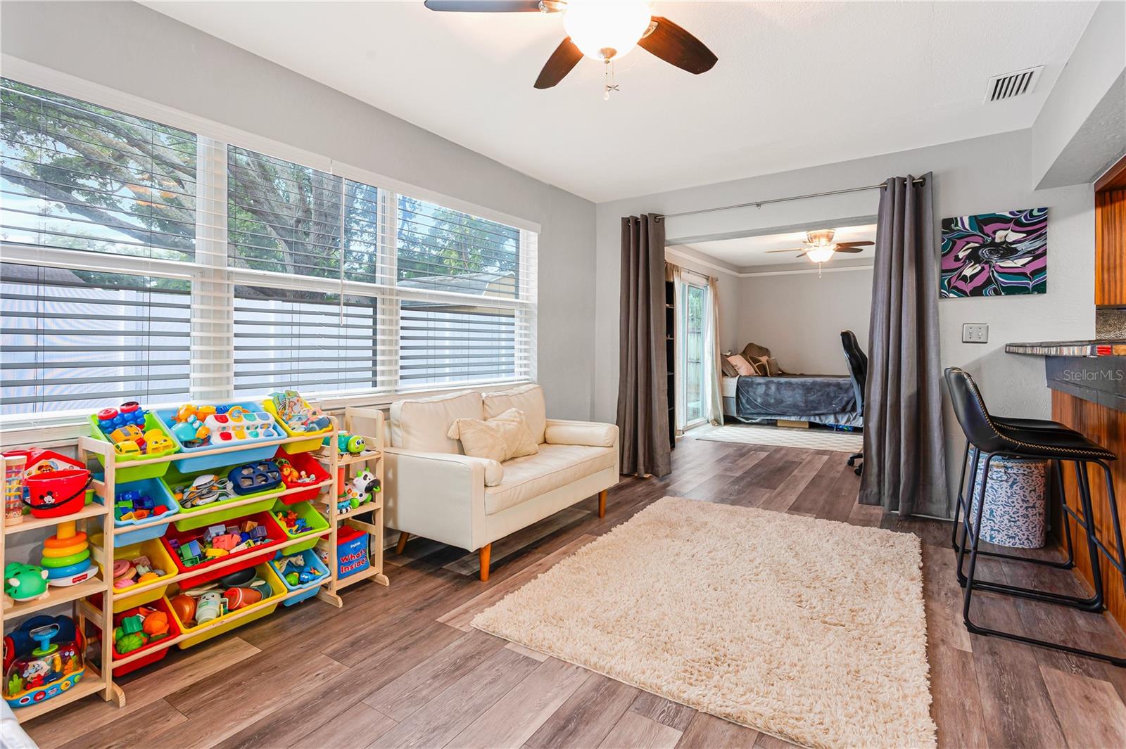 SUNSHINE ESTATES - Residential