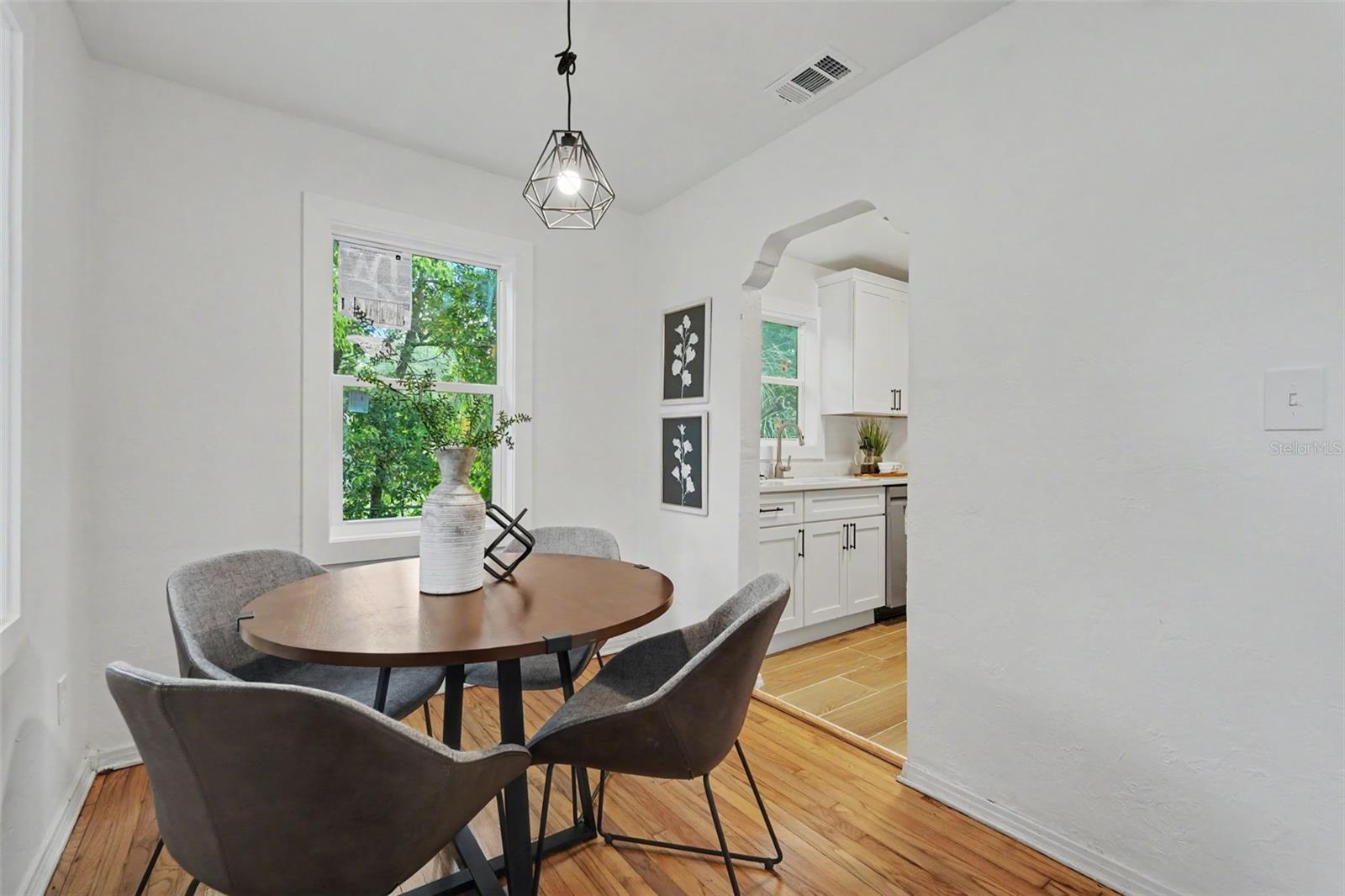 HAMNERS W E ALBIMAR - Residential
