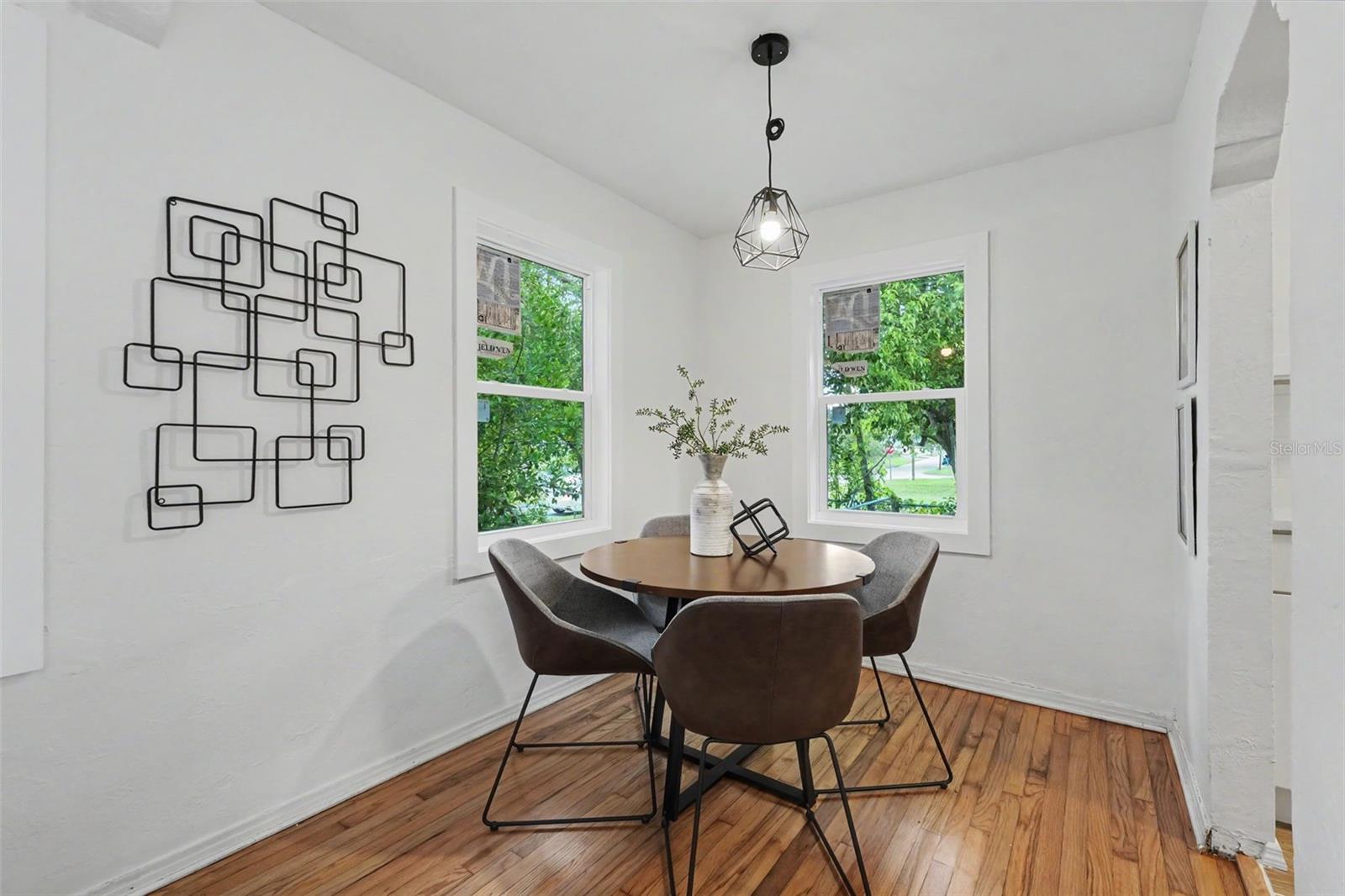 HAMNERS W E ALBIMAR - Residential