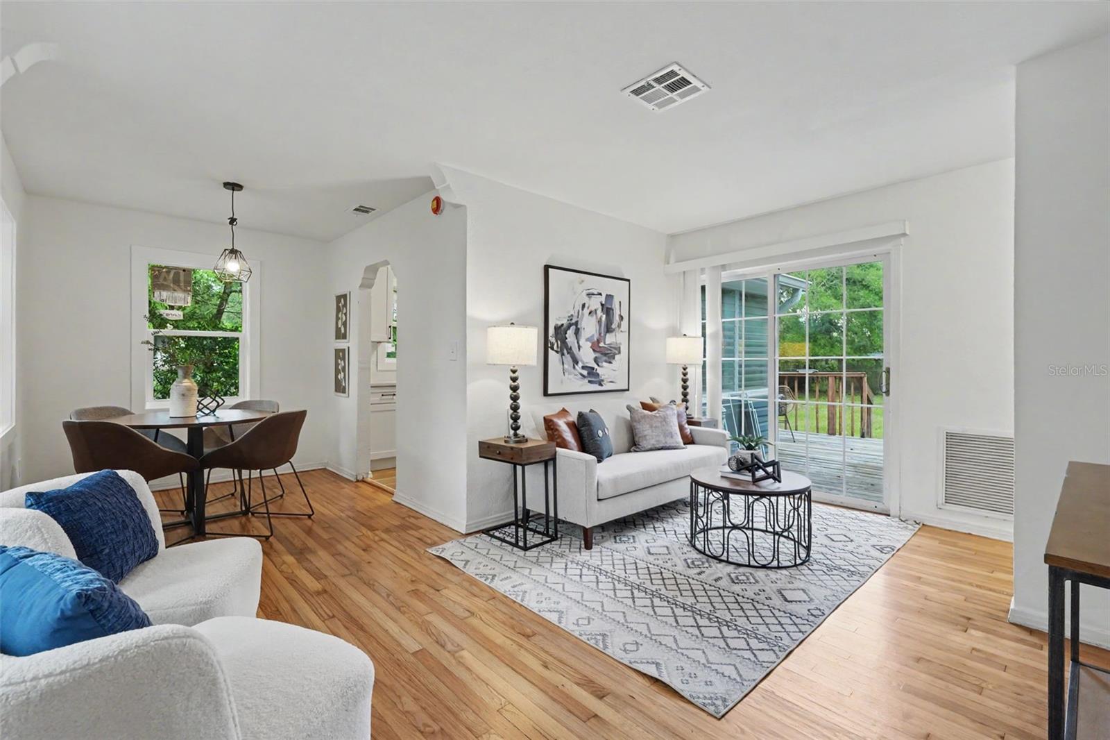 HAMNERS W E ALBIMAR - Residential