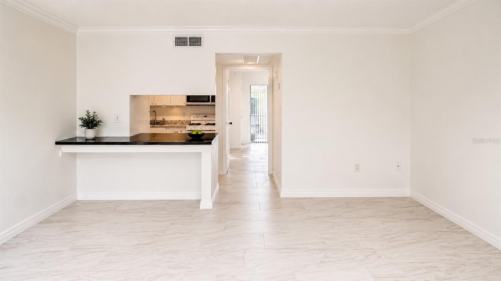 WATERSIDE AT CRANES ROOST A CONDO COMMUNITY - Residential Lease