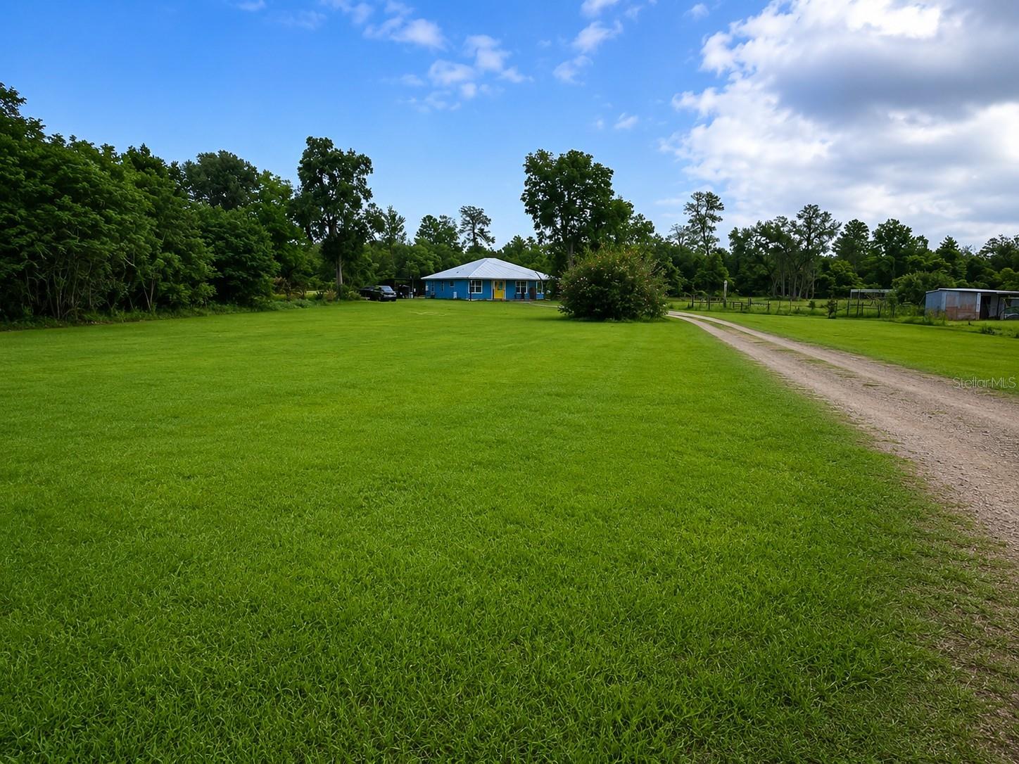 BLUE SPGS PARK - Residential