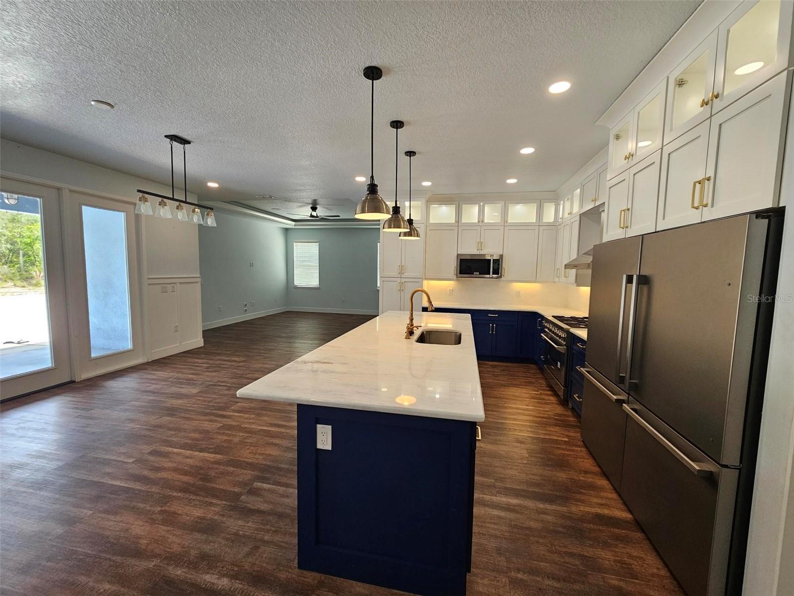 BLUE SPGS PARK - Residential
