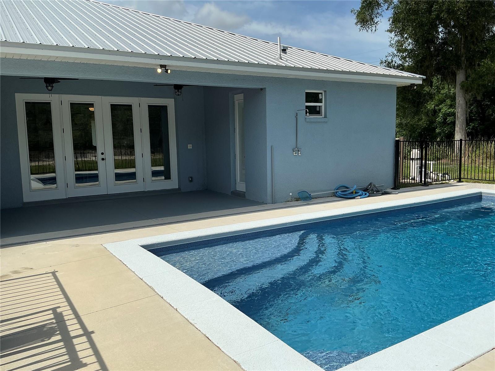 BLUE SPGS PARK - Residential